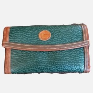 Vintage Dooney and Bourke Green Leather Wallet